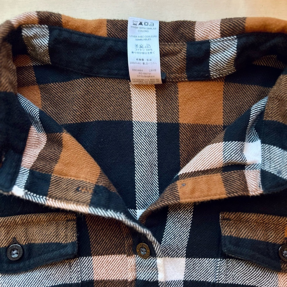 Patagonia Organic Cotton Flannel Plaid Shirt women’s size 12 - Picture 3 of 7